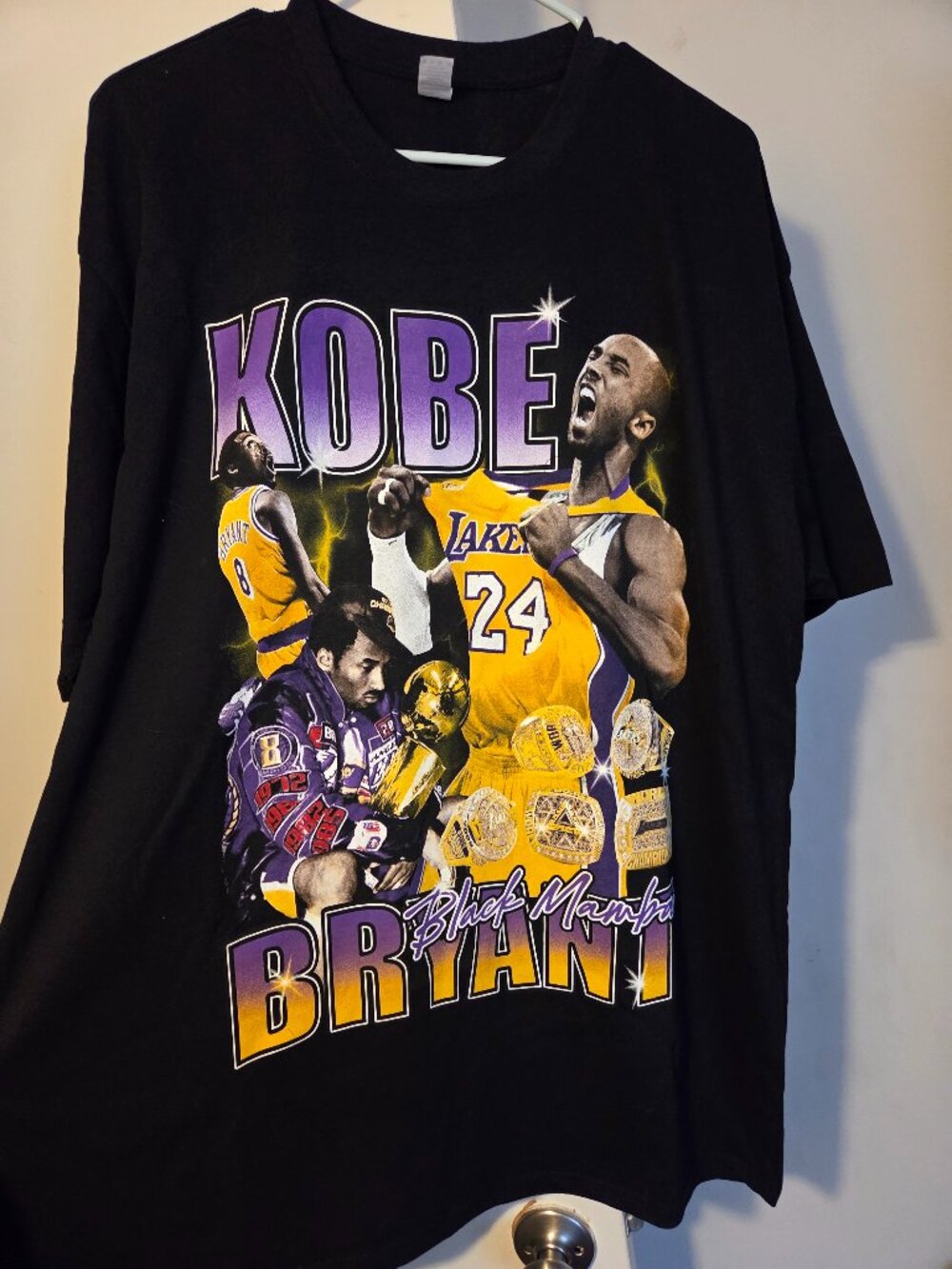 Kobe Bryant T-shirt Size XL
